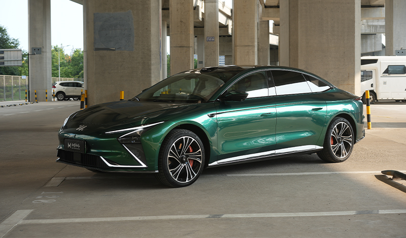 Flame Green Metallic